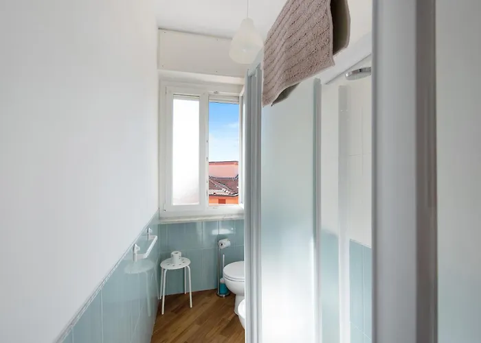 Apartment Bilocale Corosu Con 2 Balconi Varraze